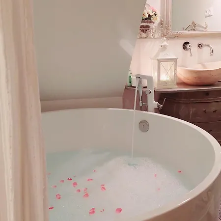 ゲストハウス Maison Bagatell Badacsony