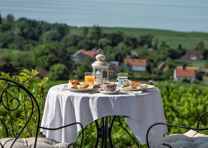 בית הארחה Maison Bagatell Badacsony בדקסוניטומאי