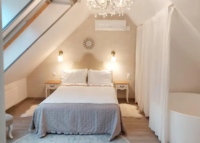 Maison Bagatell Badacsony Gæstehus Badacsonytomaj