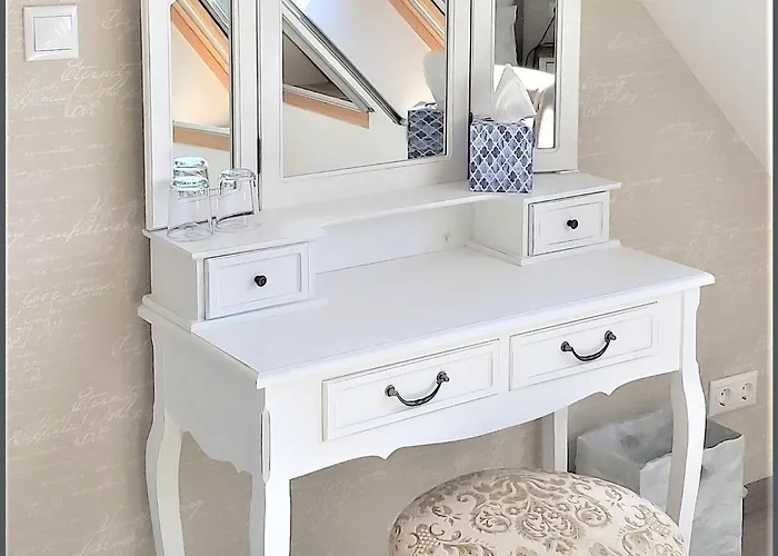 Maison Bagatell Badacsony בית הארחה 4*